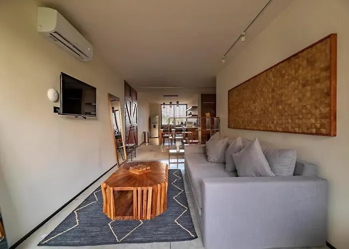 Private Rooftop With Jacuzzi Sleeps 8 In La Veleta Apartment
